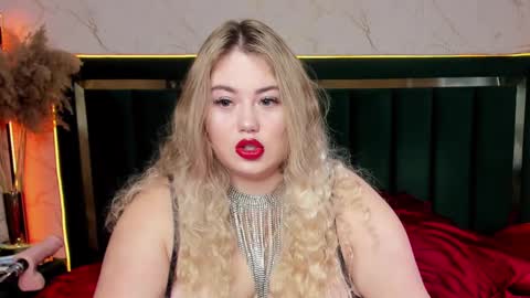 Chloe online show from 11, 2, 2025