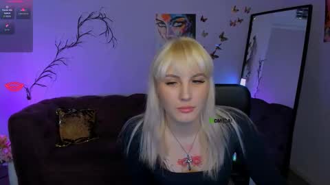 Snapshot of rosali_sunny chatting on 12, 1, 2026 Rosalia online show from 12, 1, 2026