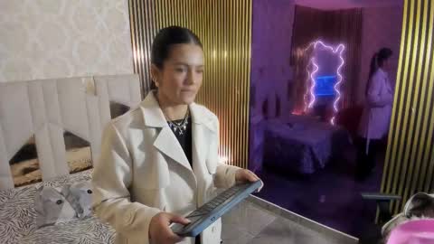 ROSALIN online show from 9, 9, 2025