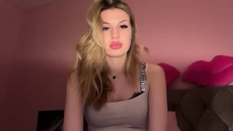 Rosalina online show from 13, 12, 2025