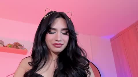 Rose Saenz online show from 6, 10, 2025