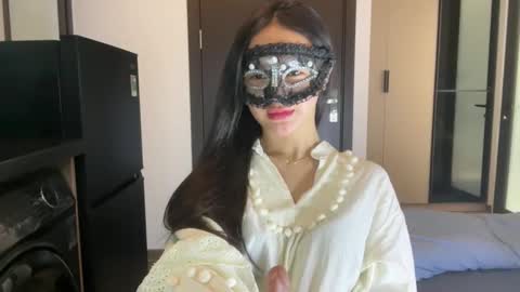 rose_ah online show from 10, 4, 2026