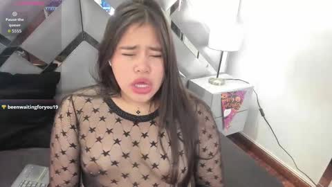 Rose 3 online show from 30, 10, 2025