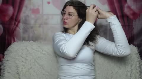 RoseHille online show from 4, 4, 2026