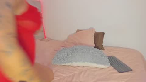 roselyn online show from 23, 7, 2026