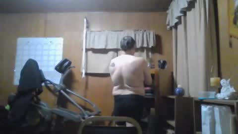 Snapshot of rosepanda chatting on 8, 2, 2025 Lost4gain online show from 8, 2, 2025