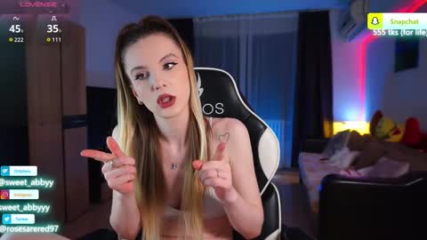 Snapshot of rosesarered97 chatting on 16, 2, 2026 Abbygail online show from 16, 2, 2026