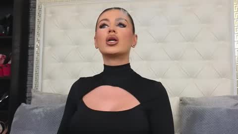 Gabriela online show from 26, 11, 2025