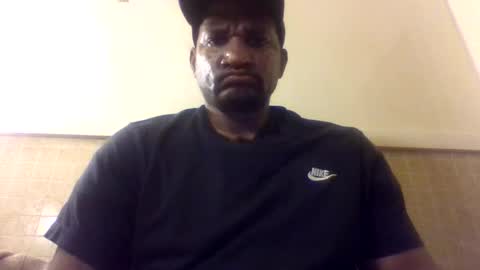 Snapshot of roshun69 chatting on 14, 5, 2026 Roshun Haynes online show from 14, 5, 2026