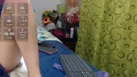 Snapshot of roshy_multisquirt chatting on 21, 7, 2026 roshy online show from 21, 7, 2026