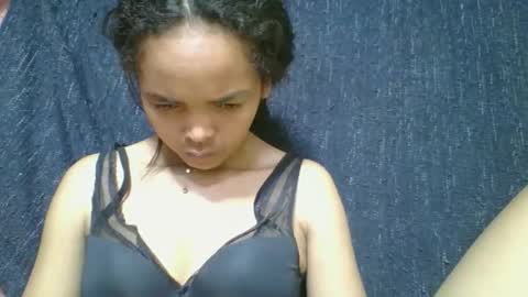 rosia685234 online show from 17, 4, 2026