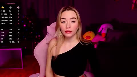 Snapshot of rosie_mac chatting on 3, 2, 2026 Rosie online show from 3, 2, 2026