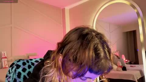 Snapshot of rossiie_hunt_ chatting on 26, 5, 2026 rossiie_hunt_ online show from 26, 5, 2026