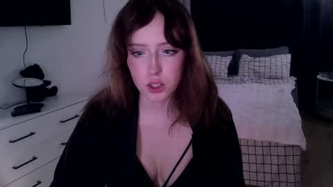 Snapshot of rosy_petal chatting on 1, 6, 2026 rosy_petal online show from 1, 6, 2026