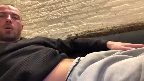 Snapshot of rotteei1 chatting on 16, 2, 2026 rotteei1 online show from 16, 2, 2026