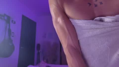 Snapshot of rouse_leon chatting on 7, 6, 2026 Rouse leon online show from 7, 6, 2026