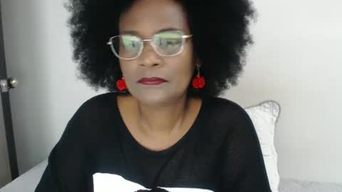 Snapshot of roushlove chatting on 17, 2, 2025 luxa online show from 17, 2, 2025