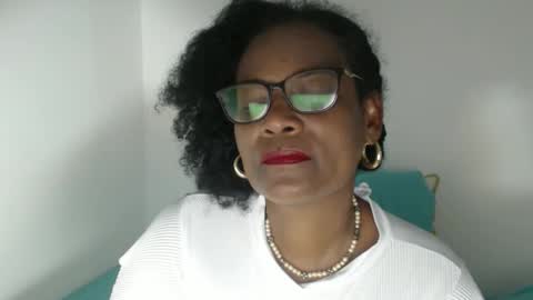 Snapshot of roushlove chatting on 14, 2, 2026 luxa online show from 14, 2, 2026