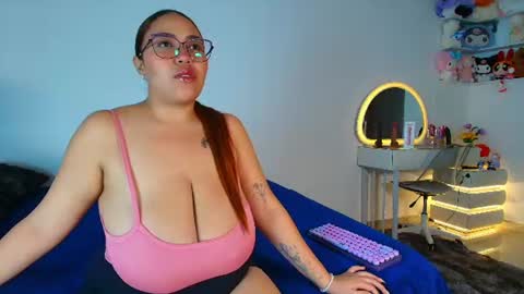 Snapshot of rousrossell_4 chatting on 24, 7, 2026 Call me Rous online show from 24, 7, 2026