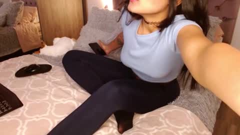 Rouss marie henao  online show from 11, 10, 2025