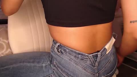 Rouss marie henao  online show from 17, 3, 2026