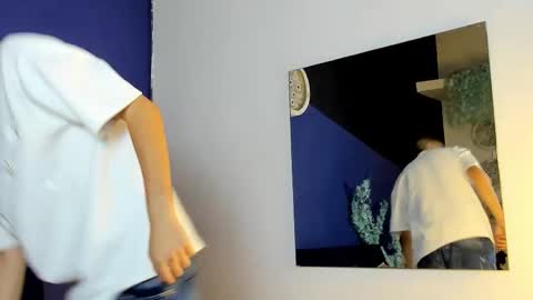 Snapshot of rowancley chatting on 5, 12, 2025 Rowan online show from 5, 12, 2025