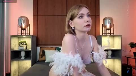 Roxana online show from 9, 10, 2025