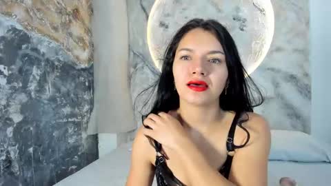 roxanaborns online show from 4, 11, 2025