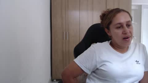 Snapshot of roxanalove7 chatting on 20, 11, 2025 Roxana online show from 20, 11, 2025