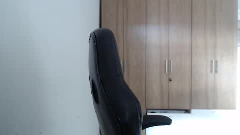 Snapshot of roxanalove7 chatting on 15, 12, 2025 Roxana online show from 15, 12, 2025