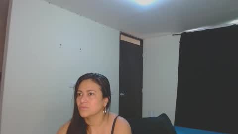 roxanasexy2025 online show from 2, 12, 2025