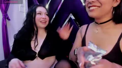 Snapshot of roxane_vega chatting on 9, 7, 2026 roxane_vega online show from 9, 7, 2026