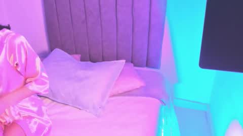 Roxane online show from 3, 12, 2025