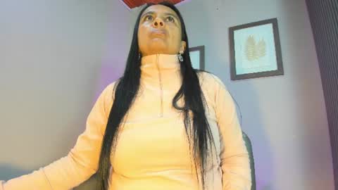  Roxanna  online show from 14, 6, 2026