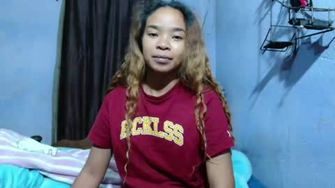 roxanne_98 online show from 10, 7, 2026