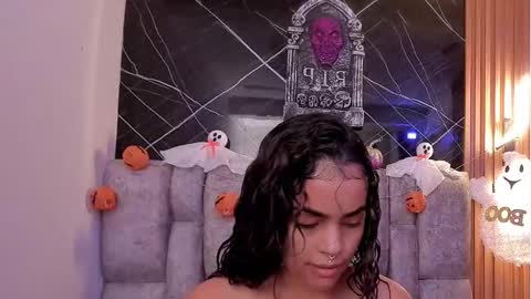 Roxanna online show from 11, 10, 2025