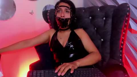 roxanne_han online show from 5, 7, 2026