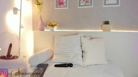 Roxanne Gomez online show from 11, 3, 2026