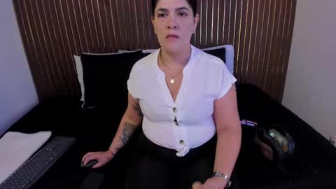 Roxie  online show from 7, 11, 2025