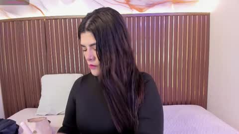 Roxie  online show from 21, 12, 2025