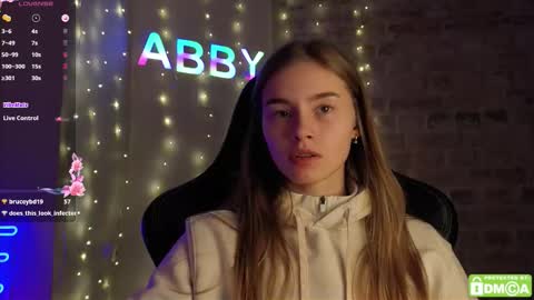 Snapshot of roxxxie_reid chatting on 27, 2, 2026 Roxieex ABBY online show from 27, 2, 2026