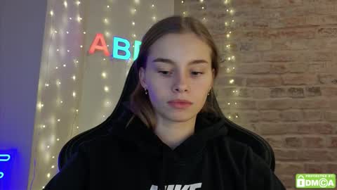 Snapshot of roxxxie_reid chatting on 3, 3, 2026 Roxieex ABBY online show from 3, 3, 2026