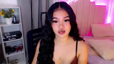 roxxy_blossom online show from 3, 11, 2025