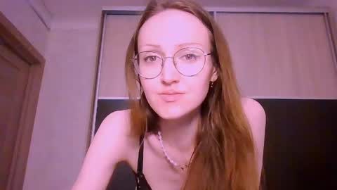 Roxxy Wharton online show from 5, 6, 2026