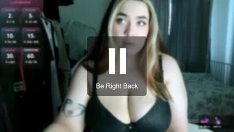 Snapshot of roxy_fleur chatting on 24, 2, 2025 Roxy online show from 24, 2, 2025