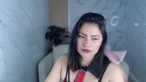 Snapshot of roxy_luxe_tf chatting on 3, 3, 2026 Roxy online show from 3, 3, 2026