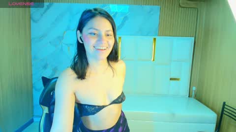 Snapshot of roxy_luxe_tf chatting on 27, 4, 2026 Roxy online show from 27, 4, 2026