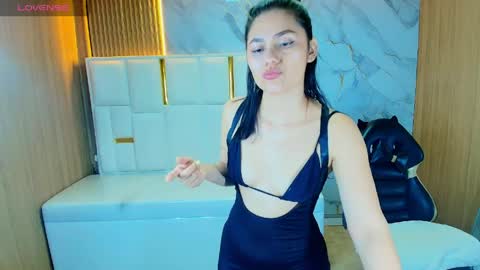 Snapshot of roxy_luxe_tf chatting on 27, 5, 2026 Roxy online show from 27, 5, 2026