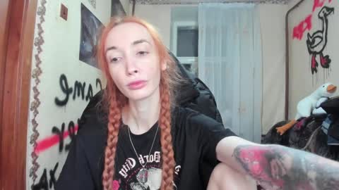 Snapshot of roxy_silver chatting on 4, 12, 2024 Roxy online show from 4, 12, 2024