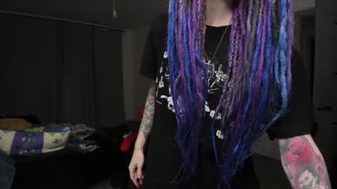 Snapshot of roxy_silver chatting on 17, 12, 2024 Roxy online show from 17, 12, 2024